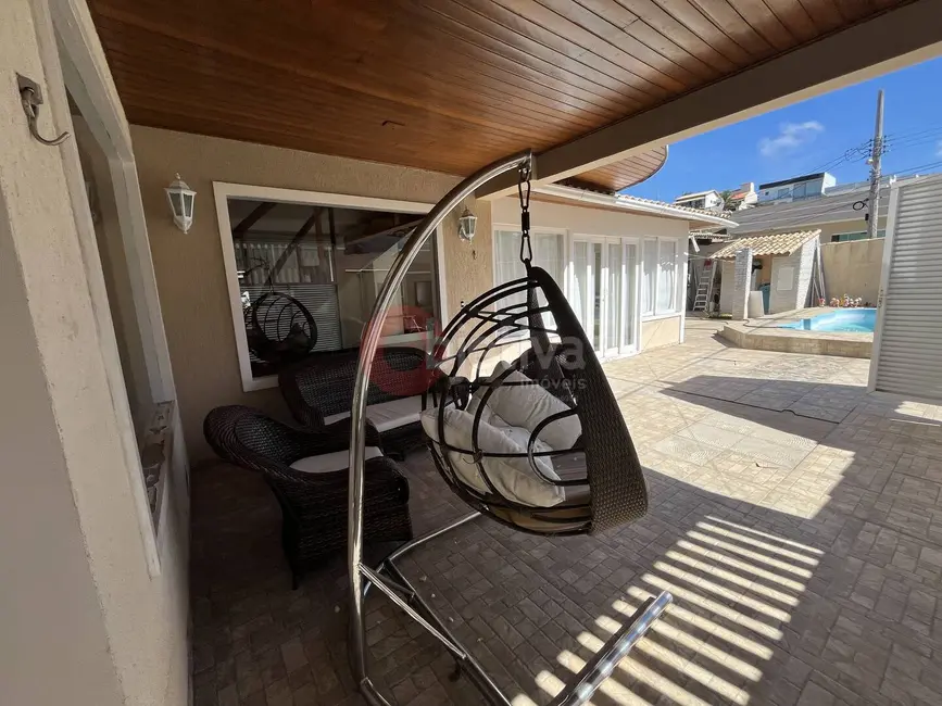 Foto 9 de Casa de Condomínio com 4 quartos à venda, 295m2 em Dunas do Peró, Cabo Frio - RJ