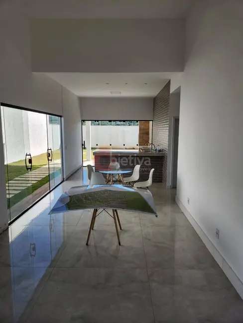 Foto 2 de Casa com 4 quartos à venda e para alugar, 125m2 em Bela Vista, Sao Pedro Da Aldeia - RJ