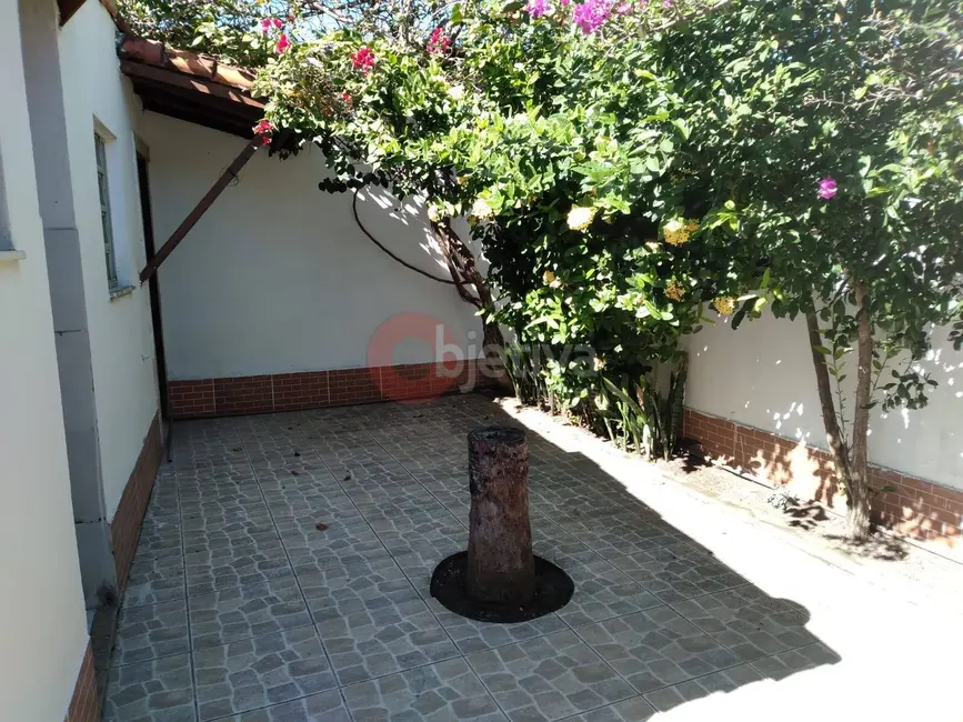 Casa com 4 quartos à venda, 460m2 em Porto do Carro, Cabo Frio - RJ - imagem 3 Foto 3 de Casa com 4 quartos à venda, 460m2 em Porto do Carro, Cabo Frio - RJ