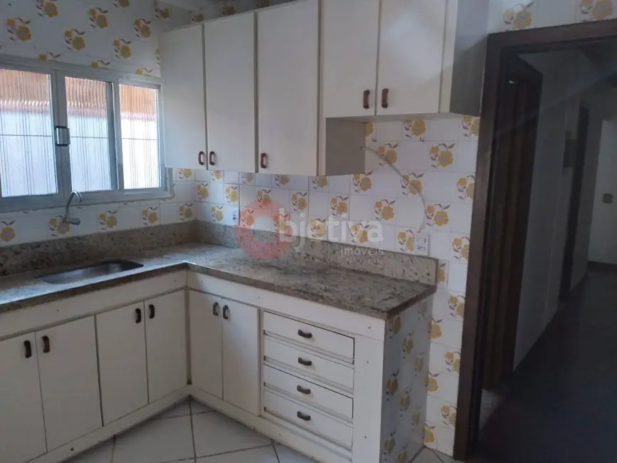 Casa com 4 quartos à venda, 460m2 em Porto do Carro, Cabo Frio - RJ - imagem 9 Foto 9 de Casa com 4 quartos à venda, 460m2 em Porto do Carro, Cabo Frio - RJ
