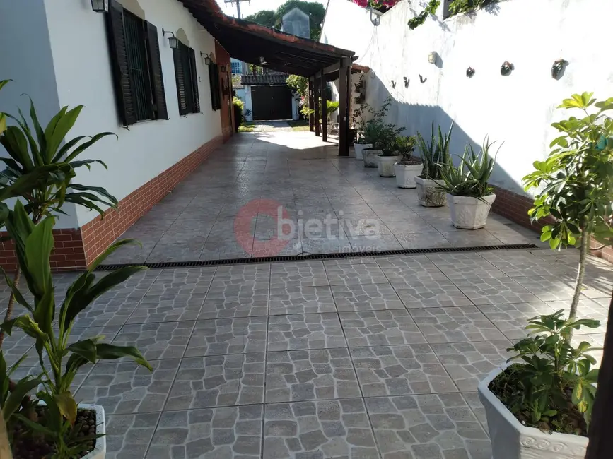 Casa com 4 quartos à venda, 460m2 em Porto do Carro, Cabo Frio - RJ - imagem 6 Foto 6 de Casa com 4 quartos à venda, 460m2 em Porto do Carro, Cabo Frio - RJ