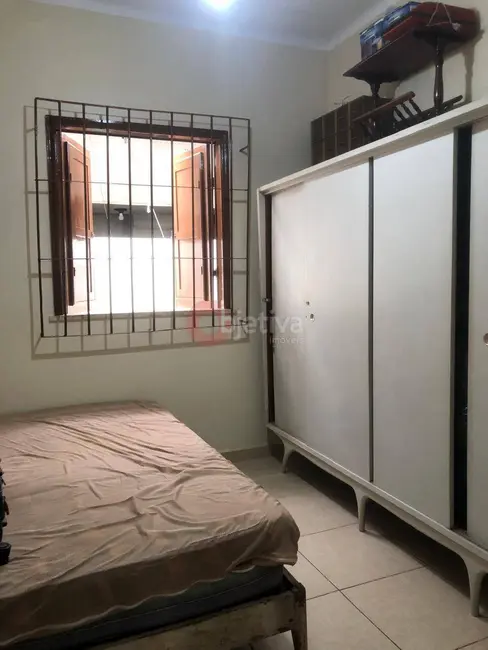 Casa com 2 quartos à venda, 56m2 em Centro, Cabo Frio - RJ - imagem 9 Foto 9 de Casa com 2 quartos à venda, 56m2 em Centro, Cabo Frio - RJ