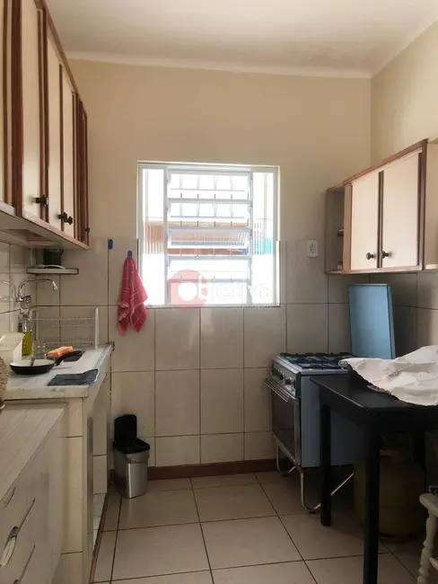 Foto 2 de Casa com 2 quartos à venda, 56m2 em Centro, Cabo Frio - RJ