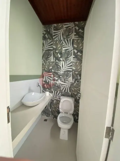 Foto 9 de Casa com 2 quartos à venda, 100m2 em Araruama - RJ