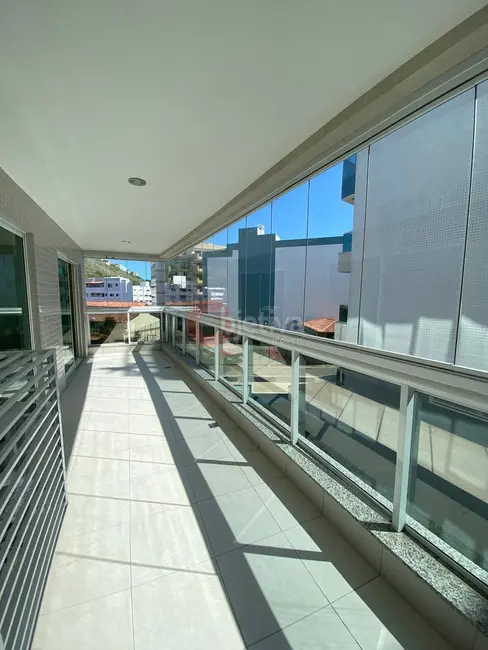 Apartamento com 2 quartos à venda, 115m2 em Arraial Do Cabo - RJ - imagem 9 Foto 9 de Apartamento com 2 quartos à venda, 115m2 em Arraial Do Cabo - RJ