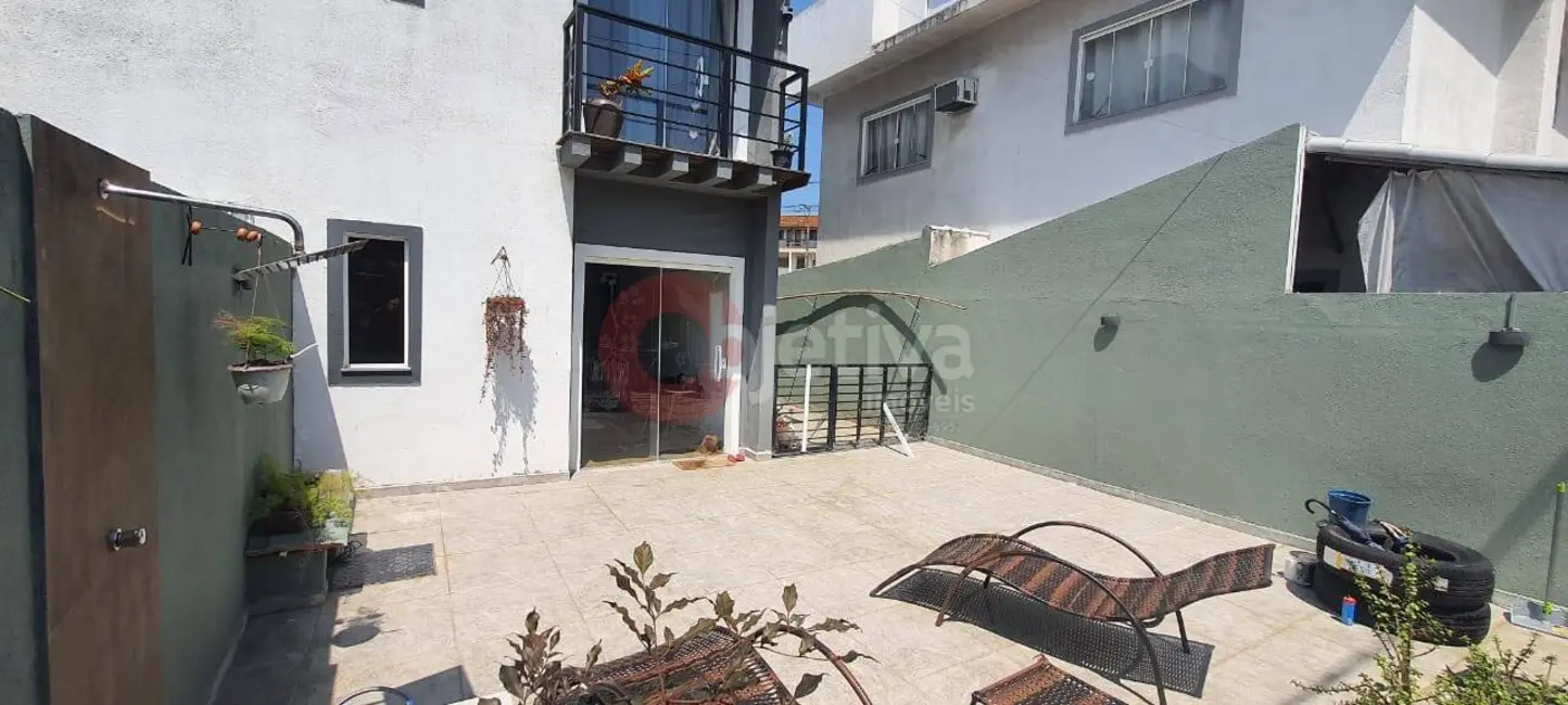 Foto 1 de Casa com 3 quartos à venda, 180m2 em Caminho de Búzios, Cabo Frio - RJ