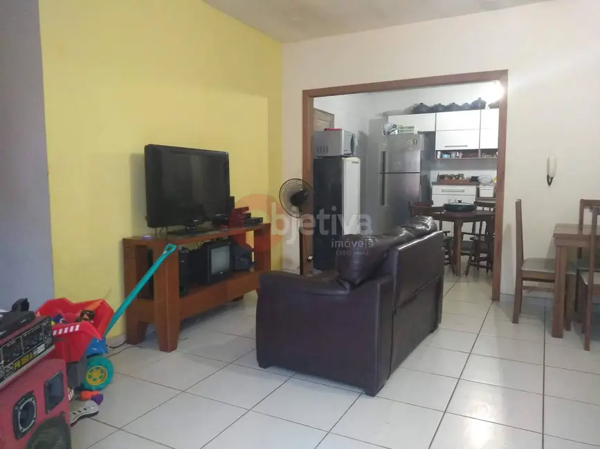 Casa com 6 quartos à venda, 280m2 em Peró, Cabo Frio - RJ - imagem 5 Foto 5 de Casa com 6 quartos à venda, 280m2 em Peró, Cabo Frio - RJ