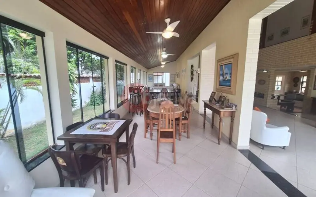 Casa com 5 quartos à venda, 230m2 em Palmeiras, Cabo Frio - RJ - imagem 4 Foto 4 de Casa com 5 quartos à venda, 230m2 em Palmeiras, Cabo Frio - RJ