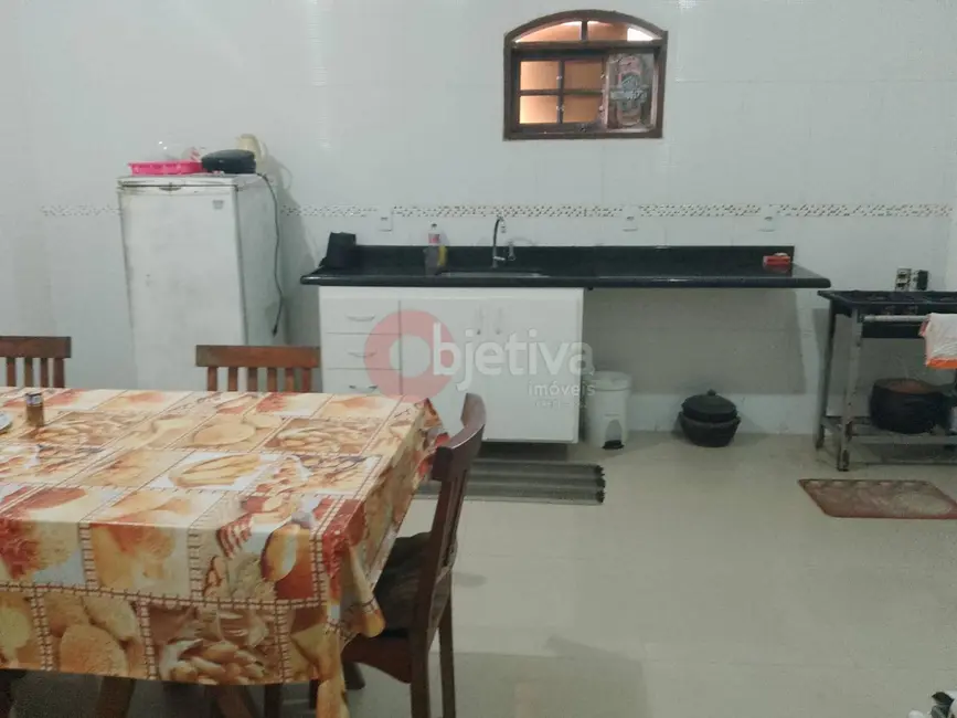 Foto 4 de Casa com 2 quartos à venda, 165m2 em Arraial Do Cabo - RJ