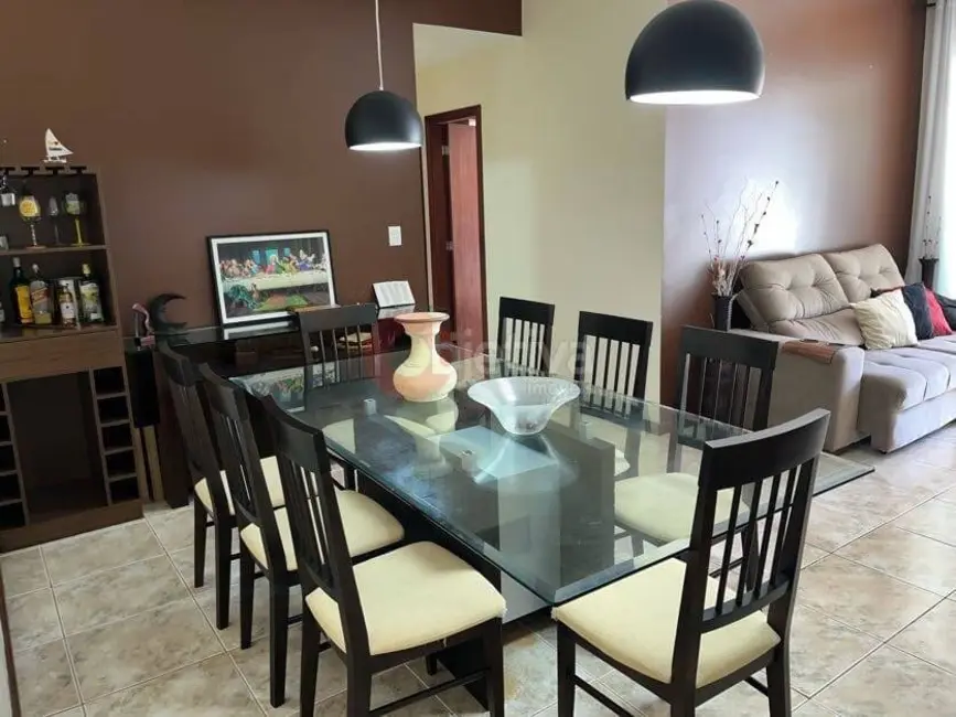 Foto 1 de Apartamento com 2 quartos à venda em Centro, Cabo Frio - RJ