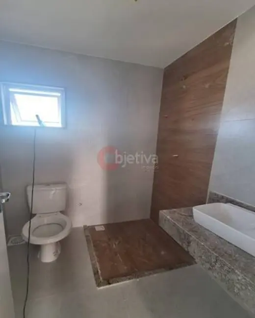 Foto 6 de Casa com 4 quartos à venda, 103m2 em Cabo Frio - RJ