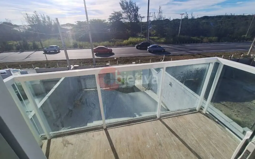 Foto 9 de Casa com 4 quartos à venda, 103m2 em Cabo Frio - RJ