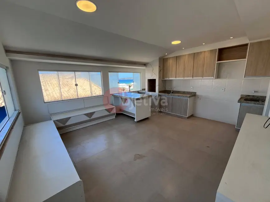 Foto 1 de Apartamento com 2 quartos à venda e para alugar, 70m2 em Cabo Frio - RJ