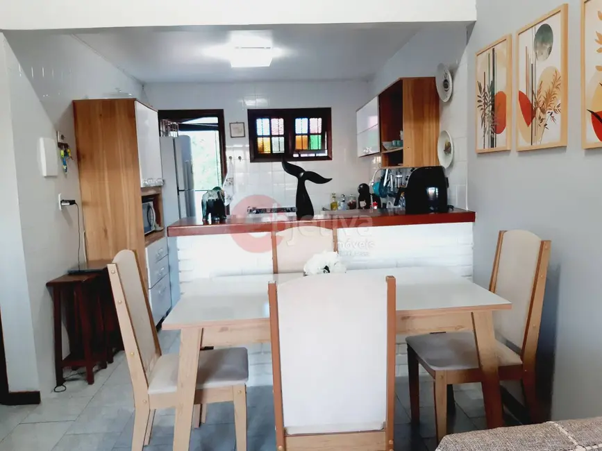 Foto 3 de Apartamento com 3 quartos à venda, 78m2 em Peró, Cabo Frio - RJ