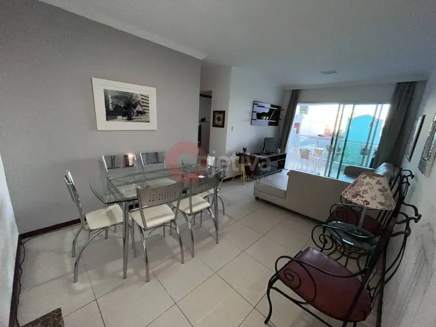 Apartamento com 2 quartos à venda, 118m2 em Centro, Cabo Frio - RJ - imagem 4 Foto 4 de Apartamento com 2 quartos à venda, 118m2 em Centro, Cabo Frio - RJ