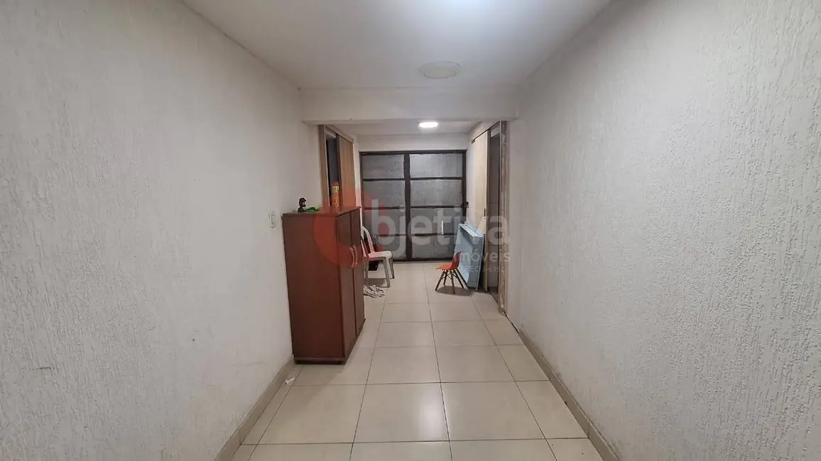 Sala Comercial à venda, 720m2 em Cabo Frio - RJ - imagem 8 Foto 8 de Sala Comercial à venda, 720m2 em Cabo Frio - RJ