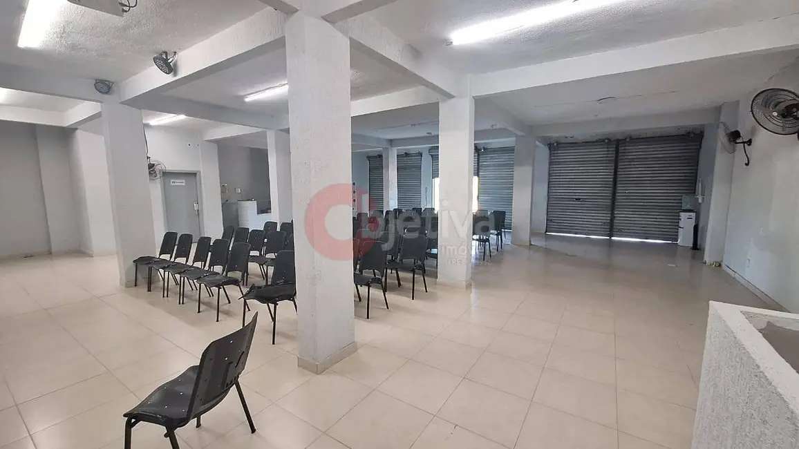 Sala Comercial à venda, 720m2 em Cabo Frio - RJ - imagem 2 Foto 2 de Sala Comercial à venda, 720m2 em Cabo Frio - RJ