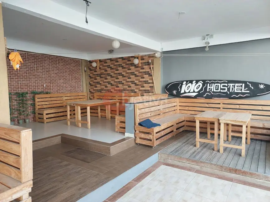 Casa com 11 quartos à venda, 360m2 em Jardim Excelsior, Cabo Frio - RJ - imagem 6 Foto 6 de Casa com 11 quartos à venda, 360m2 em Jardim Excelsior, Cabo Frio - RJ