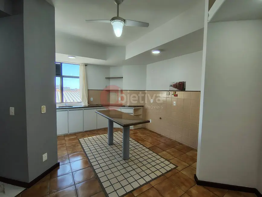 Foto 2 de Apartamento com 2 quartos à venda, 46m2 em Centro, Cabo Frio - RJ