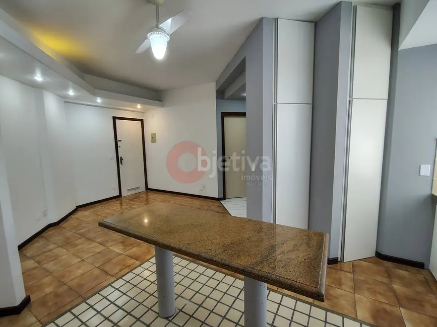 Apartamento com 2 quartos à venda, 46m2 em Centro, Cabo Frio - RJ - imagem 5 Foto 5 de Apartamento com 2 quartos à venda, 46m2 em Centro, Cabo Frio - RJ