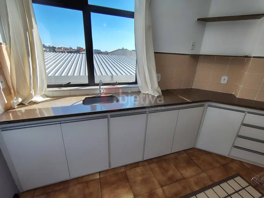 Apartamento com 2 quartos à venda, 46m2 em Centro, Cabo Frio - RJ - imagem 8 Foto 8 de Apartamento com 2 quartos à venda, 46m2 em Centro, Cabo Frio - RJ