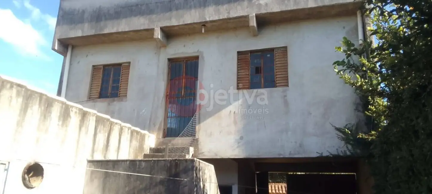 Foto 2 de Casa com 2 quartos à venda, 80m2 em Cabo Frio - RJ
