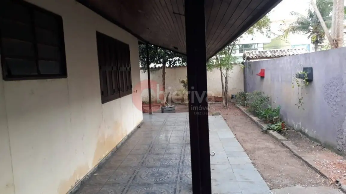 Foto 4 de Casa com 4 quartos à venda, 150m2 em Braga, Cabo Frio - RJ