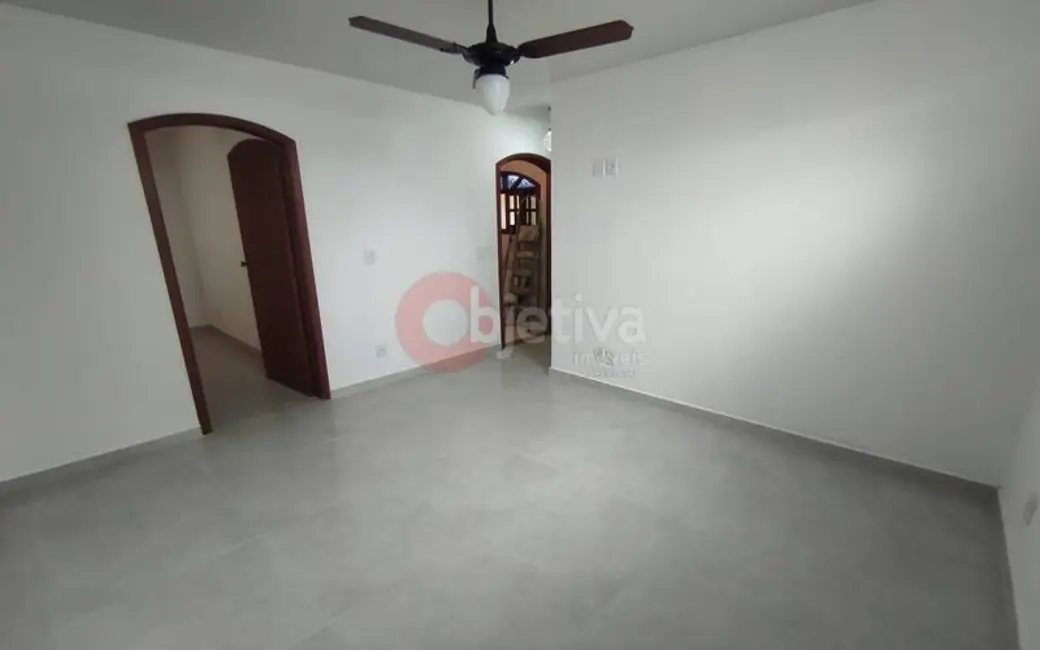 Foto 3 de Apartamento com 1 quarto para alugar, 50m2 em Palmeiras, Cabo Frio - RJ