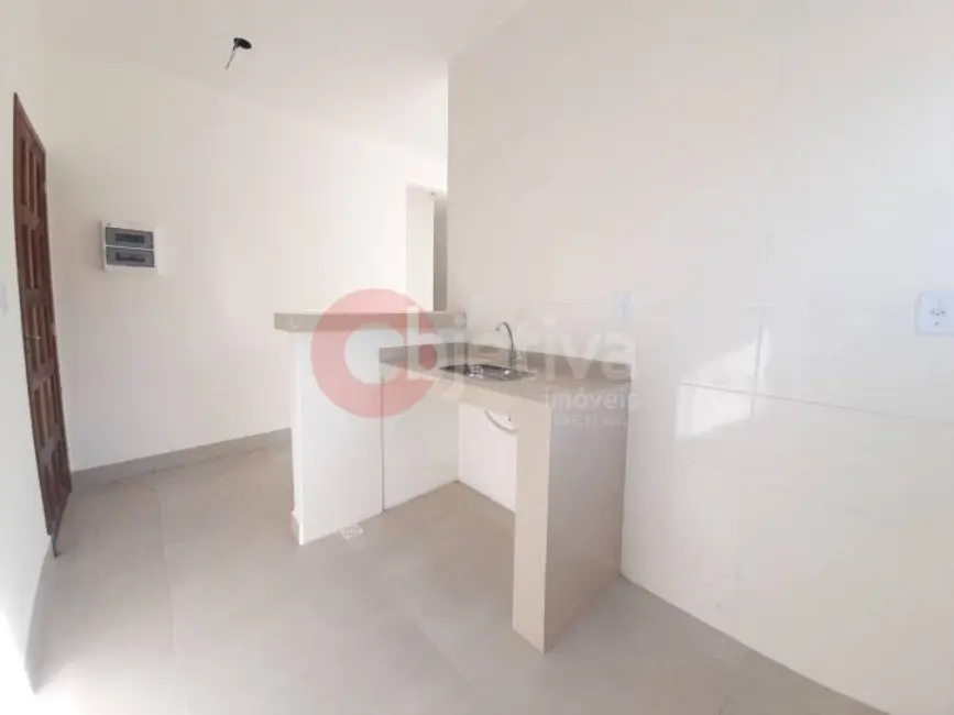 Foto 7 de Casa com 2 quartos à venda, 120m2 em Parque Balneário São Francisco, Cabo Frio - RJ