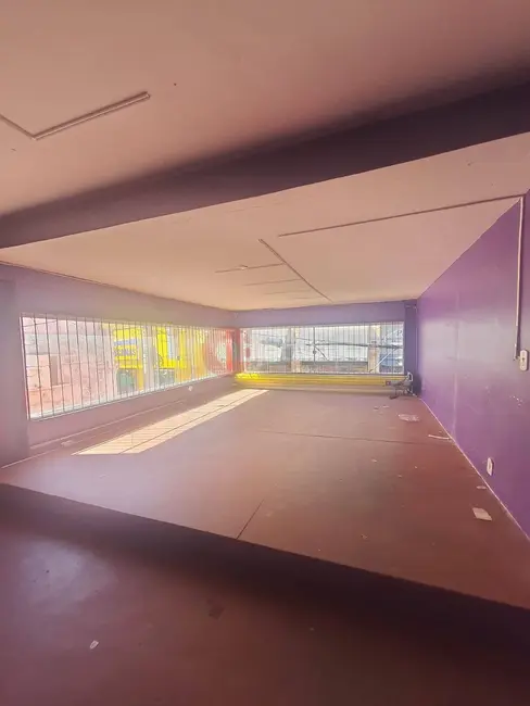 Foto 2 de Sala Comercial para alugar, 100m2 em Centro, Cabo Frio - RJ