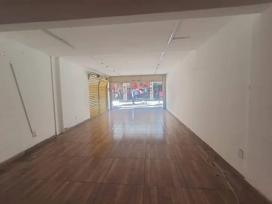 Foto 1 de Sala Comercial para alugar, 100m2 em Centro, Cabo Frio - RJ