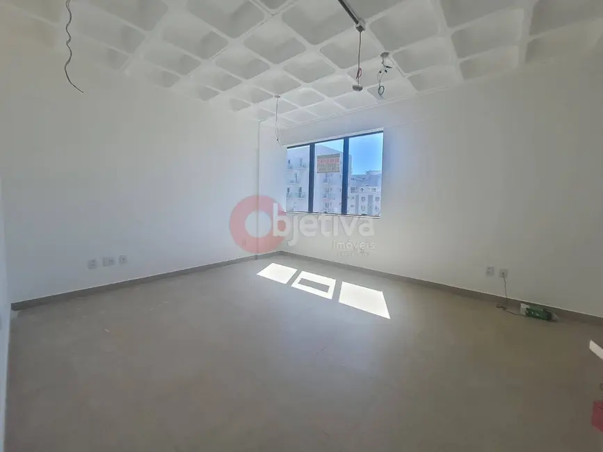 Sala Comercial à venda e para alugar, 30m2 em Passagem, Cabo Frio - RJ - imagem 3 Foto 3 de Sala Comercial à venda e para alugar, 30m2 em Passagem, Cabo Frio - RJ