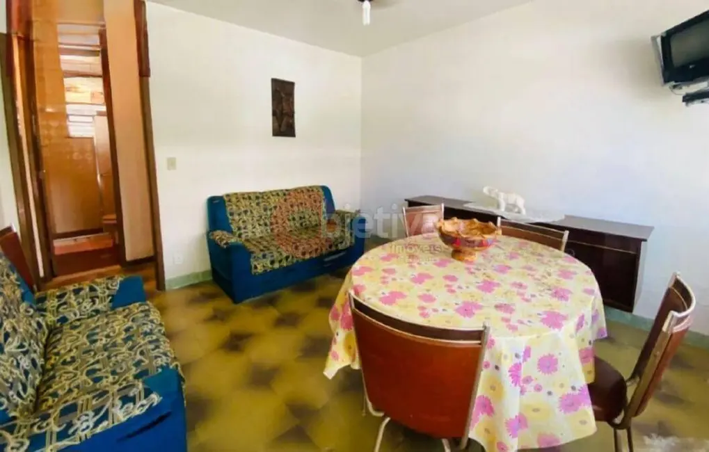 Foto 2 de Casa com 2 quartos à venda, 65m2 em Braga, Cabo Frio - RJ