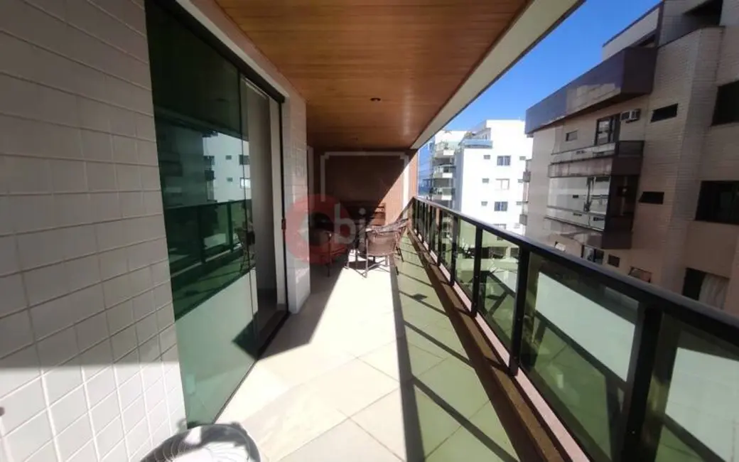 Foto 9 de Apartamento com 3 quartos à venda, 182m2 em Algodoal, Cabo Frio - RJ