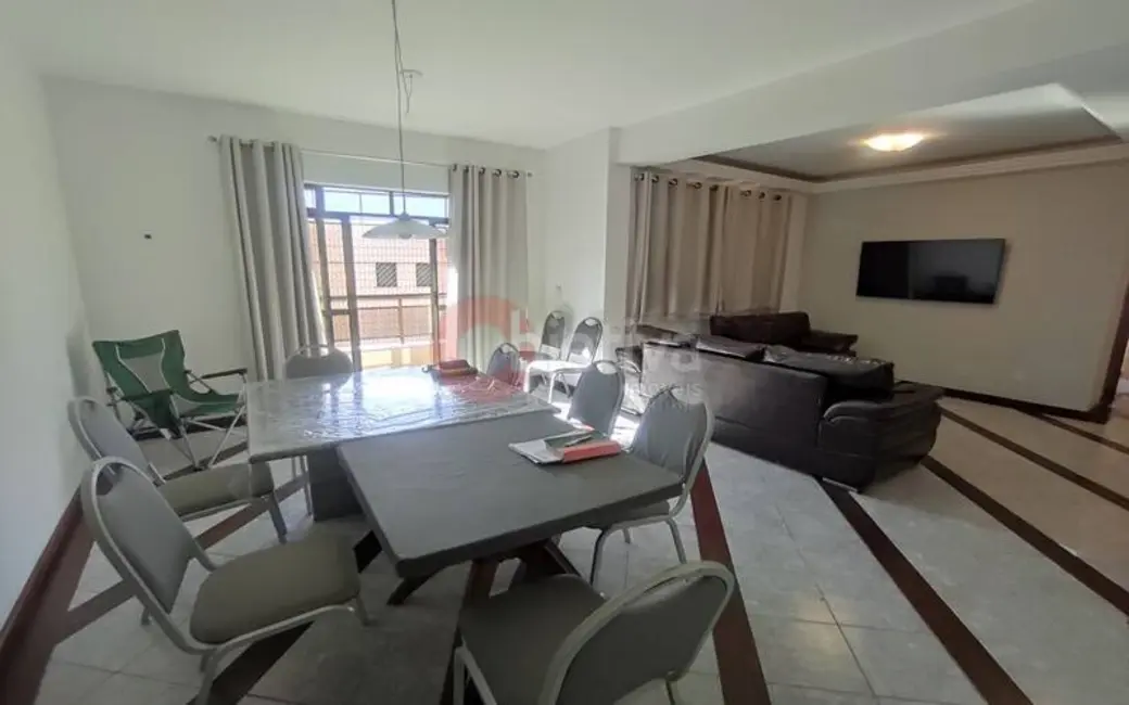 Cobertura com 4 quartos à venda, 220m2 em Vila Nova, Cabo Frio - RJ - imagem 2 Foto 2 de Cobertura com 4 quartos à venda, 220m2 em Vila Nova, Cabo Frio - RJ