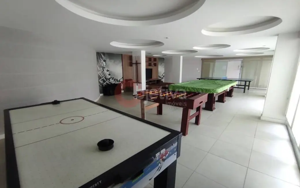 Apartamento com 4 quartos à venda, 200m2 em Centro, Cabo Frio - RJ - imagem 9 Foto 9 de Apartamento com 4 quartos à venda, 200m2 em Centro, Cabo Frio - RJ