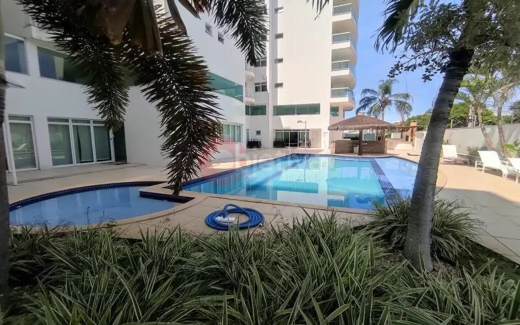 Apartamento com 4 quartos à venda, 200m2 em Centro, Cabo Frio - RJ - imagem 4 Foto 4 de Apartamento com 4 quartos à venda, 200m2 em Centro, Cabo Frio - RJ