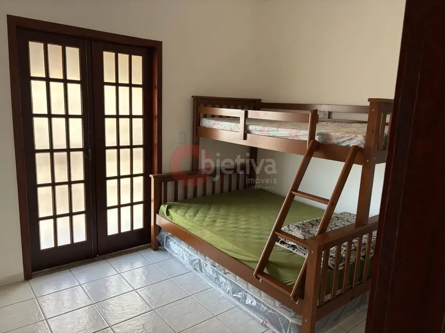 Casa de Condomínio com 2 quartos à venda, 70m2 em Ogiva, Cabo Frio - RJ - imagem 5 Foto 5 de Casa de Condomínio com 2 quartos à venda, 70m2 em Ogiva, Cabo Frio - RJ