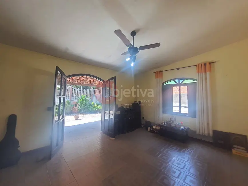 Foto 8 de Casa com 4 quartos à venda, 250m2 em Cabo Frio - RJ