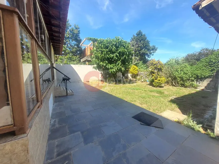 Foto 5 de Casa com 4 quartos à venda, 250m2 em Cabo Frio - RJ
