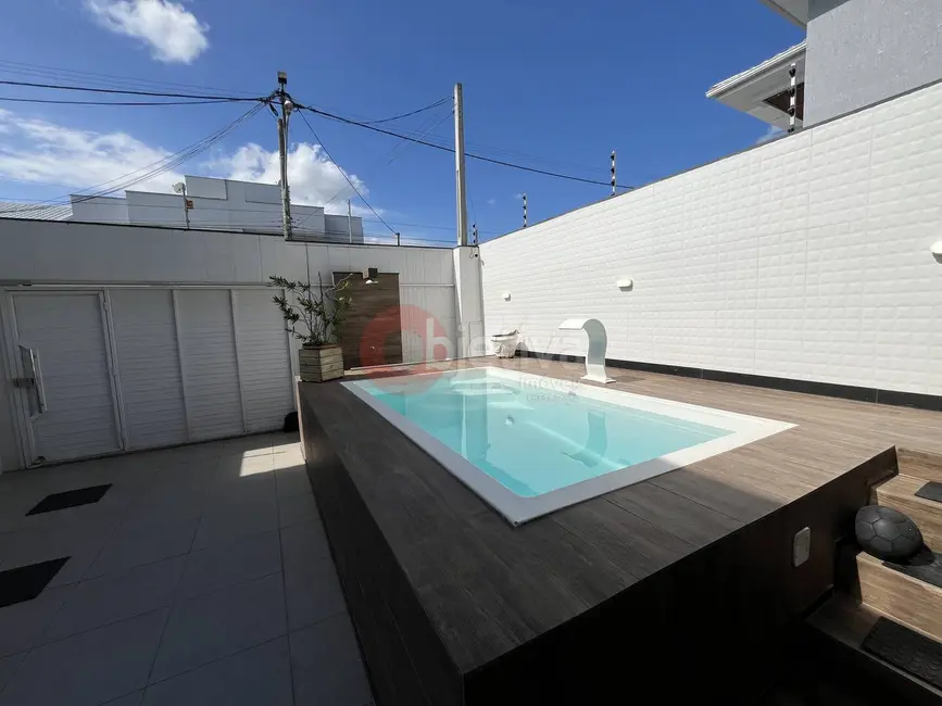 Foto 2 de Casa com 3 quartos à venda, 158m2 em Portinho, Cabo Frio - RJ