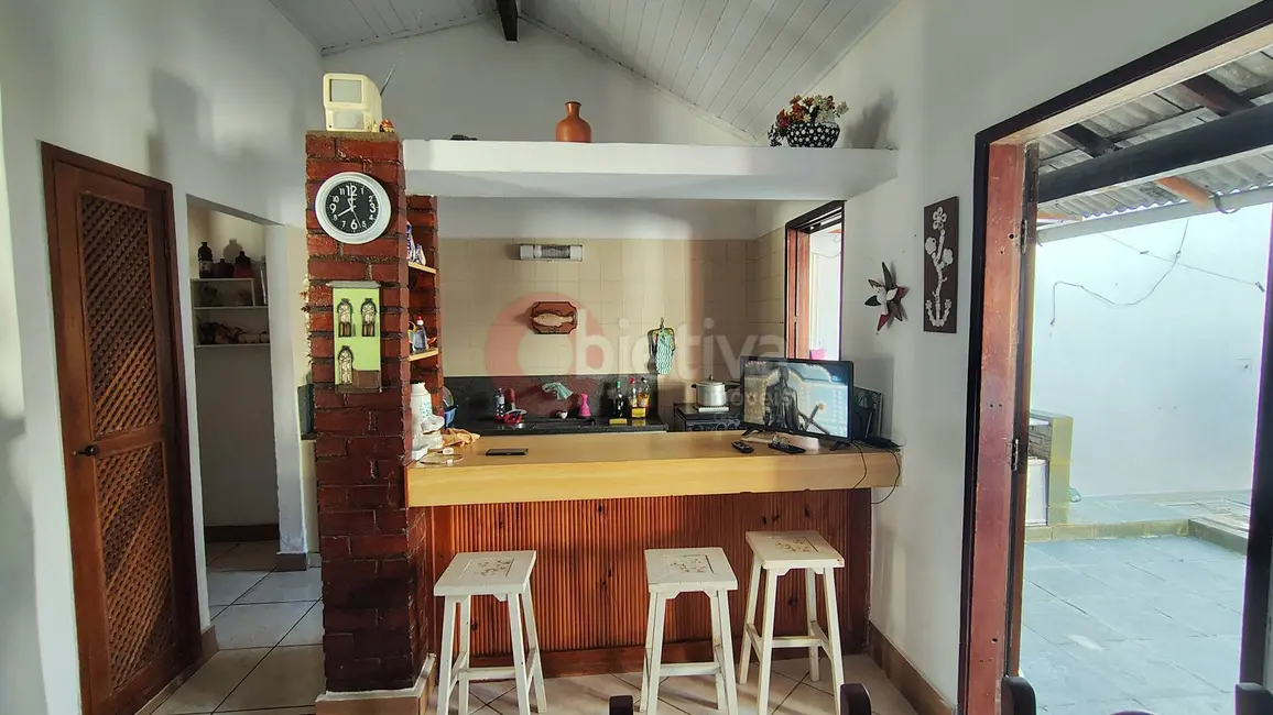 Casa com 4 quartos à venda, 190m2 em Palmeiras, Cabo Frio - RJ - imagem 7 Foto 7 de Casa com 4 quartos à venda, 190m2 em Palmeiras, Cabo Frio - RJ