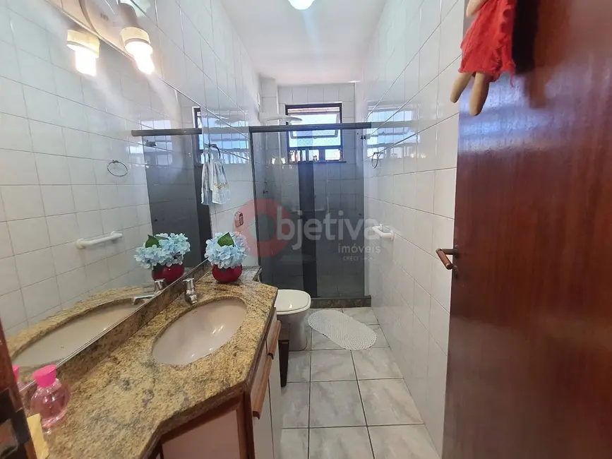 Apartamento com 2 quartos à venda, 120m2 em Centro, Cabo Frio - RJ - imagem 7 Foto 7 de Apartamento com 2 quartos à venda, 120m2 em Centro, Cabo Frio - RJ