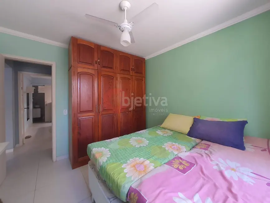 Foto 8 de Apartamento com 2 quartos para alugar, 90m2 em Algodoal, Cabo Frio - RJ