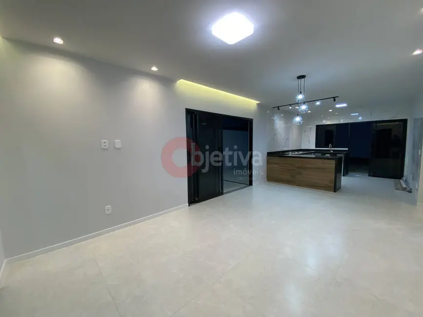 Casa com 2 quartos à venda, 300m2 em Ogiva, Cabo Frio - RJ - imagem 7 Foto 7 de Casa com 2 quartos à venda, 300m2 em Ogiva, Cabo Frio - RJ