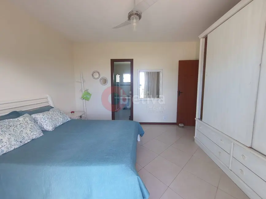 Casa com 4 quartos à venda, 190m2 em Cabo Frio - RJ - imagem 8 Foto 8 de Casa com 4 quartos à venda, 190m2 em Cabo Frio - RJ