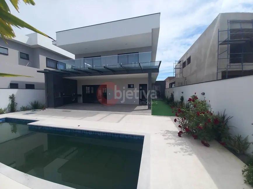 Casa de Condomínio com 4 quartos à venda, 283m2 em Ogiva, Cabo Frio - RJ - imagem 5 Foto 5 de Casa de Condomínio com 4 quartos à venda, 283m2 em Ogiva, Cabo Frio - RJ