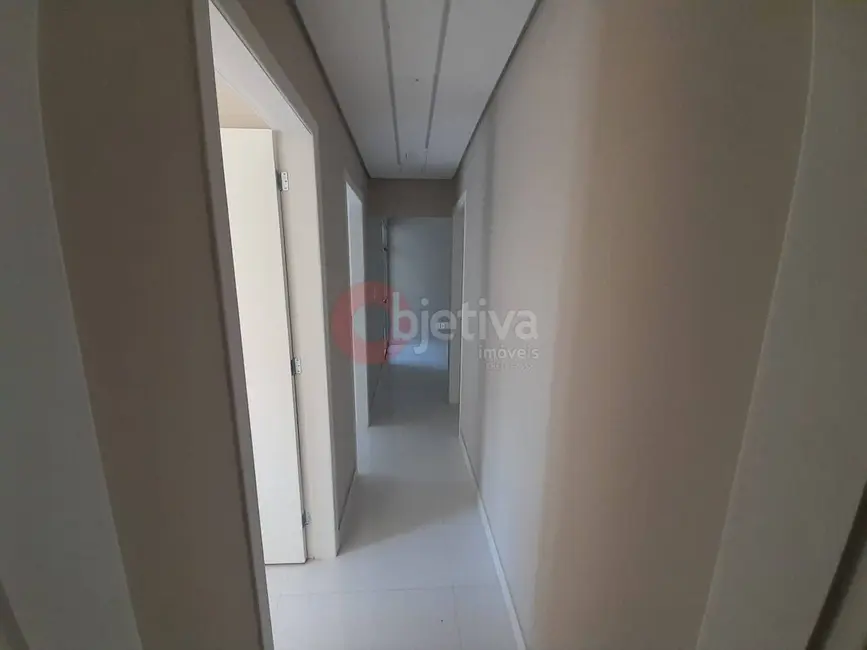 Foto 9 de Apartamento com 3 quartos à venda, 107m2 em Cabo Frio - RJ