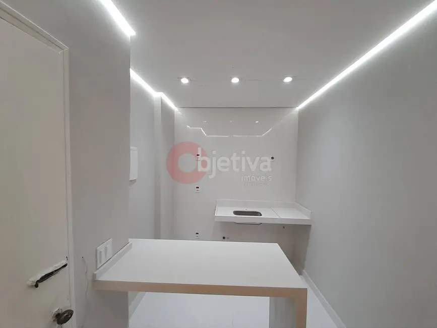 Foto 1 de Apartamento com 3 quartos à venda, 107m2 em Cabo Frio - RJ