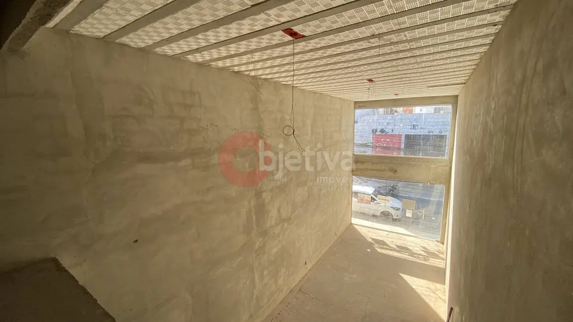 Sala Comercial para alugar, 130m2 em Centro, Cabo Frio - RJ - imagem 1 Foto 1 de Sala Comercial para alugar, 130m2 em Centro, Cabo Frio - RJ